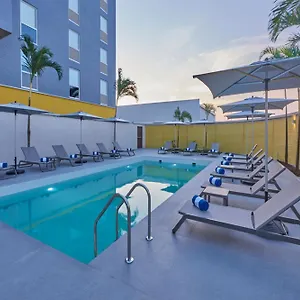 מלון Express By Marriott Cancun Aeropuerto, Alfredo V. Bonfil