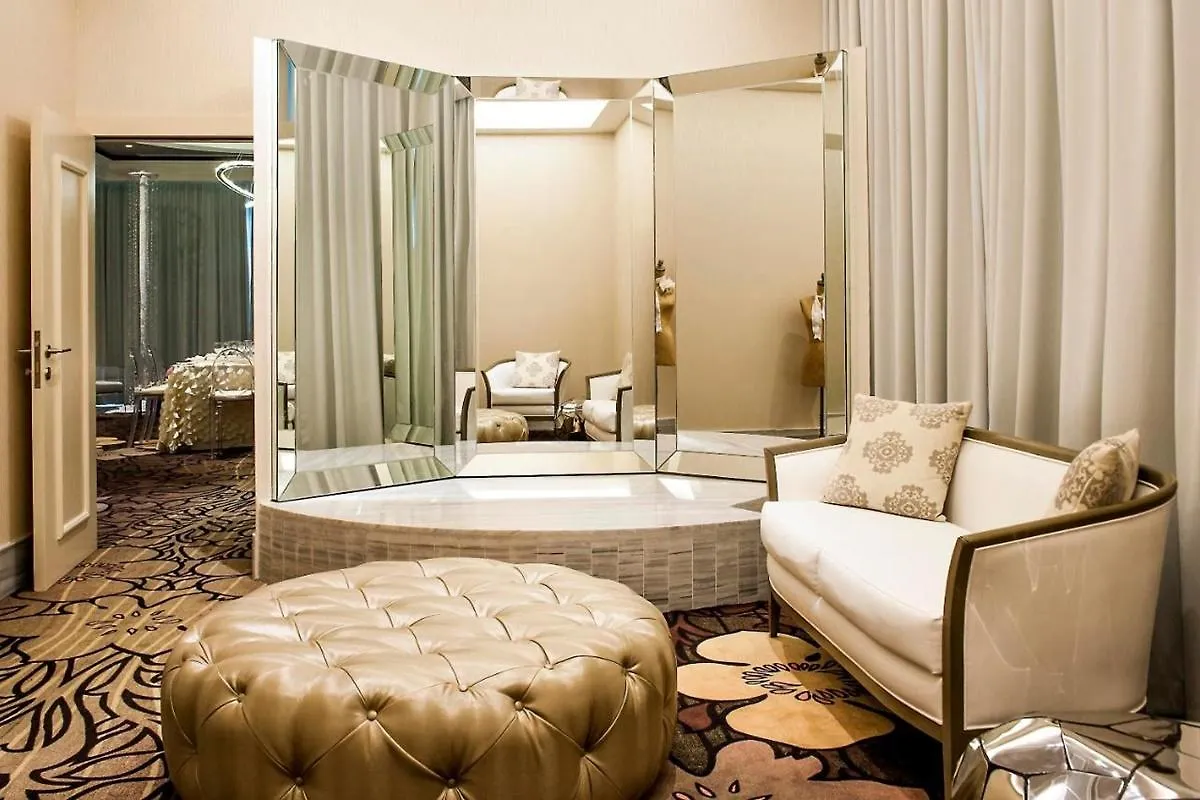 ***** Resort Moon Palace Nizuc Alfredo V. Bonfil Mexico